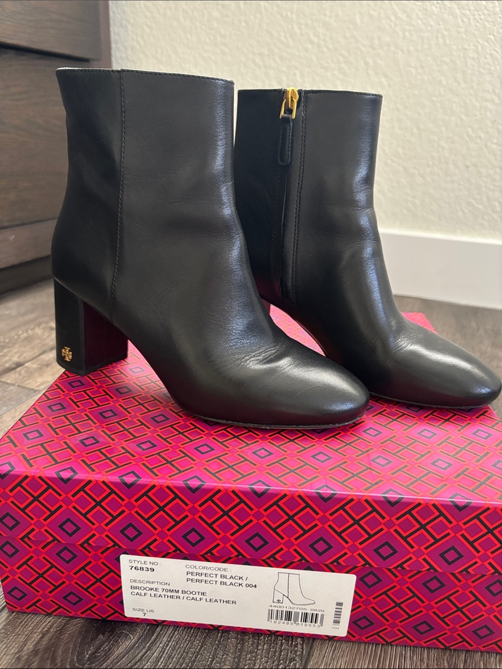 Tory Burch Brooke Bootie Black Leather Sz 7